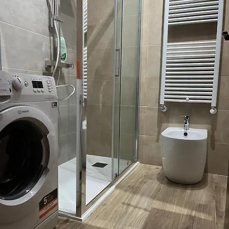 At Mogliano A Casa Ma In *